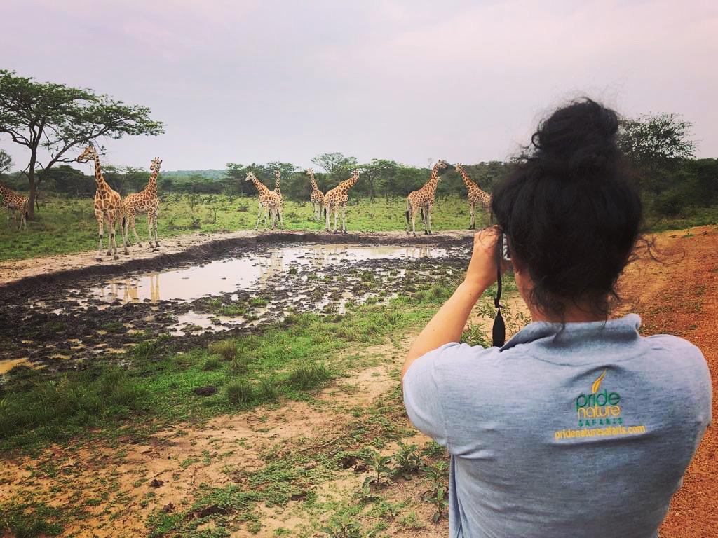 Guides who catch the moment