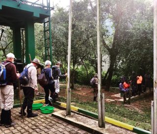 Day 5.14.01.2022 #ugandamountaingorillas #briefing #rusheguragroup #trekking #bwindiforest #buhomalocation #travelwithus #pridenaturesafaris #supporttourism #sustainability #conservation